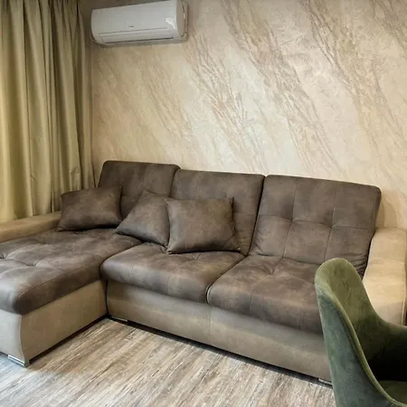 съни Apartment *
