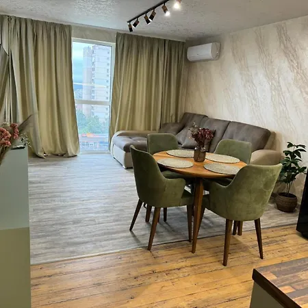 съни Apartment