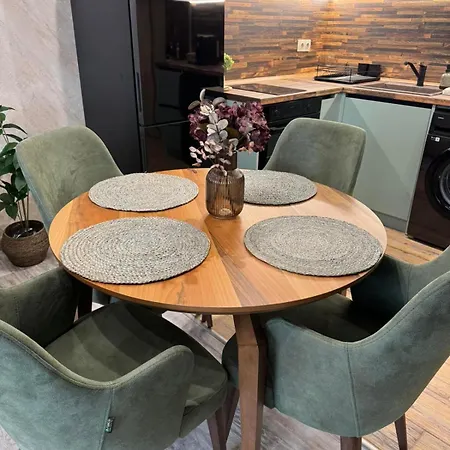 съни Apartment *
