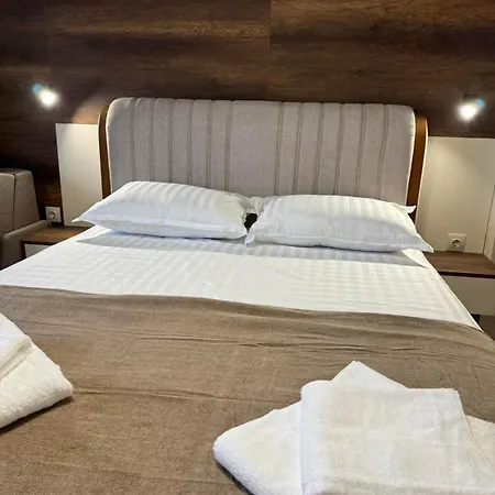 съни Apartment