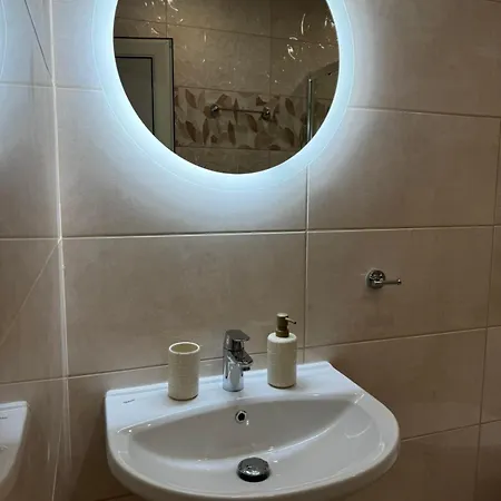 Apartment съни
